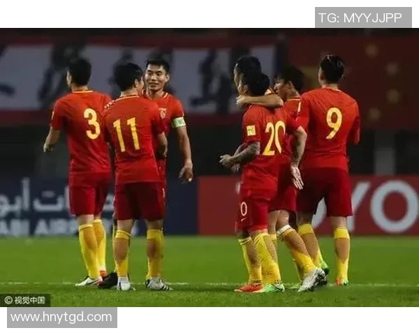 成都足球队与广州足球队赛后复盘个人能力分析与对比 成都足球队与广州足球队赛后复盘个人能力分析与对比