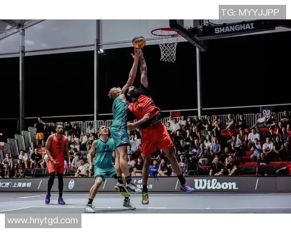 篮球盛宴揭秘：深入分析上海篮球队的比赛策略与经验分享