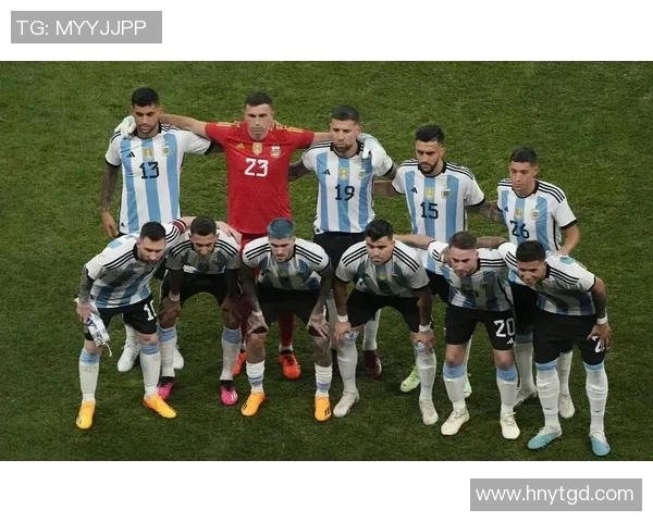 足球巨星闪耀舞台展才艺达人秀精彩纷呈引发球迷热议 足球巨星闪耀舞台展才艺达人秀精彩纷呈引发球迷热议